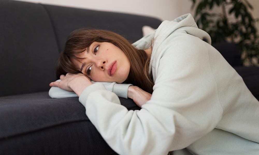 Depresyon Belirtileri Nelerdir? Ne Zaman Psikiyatriste Başvurmalı? - Uzm. Dr. Turan Çetin